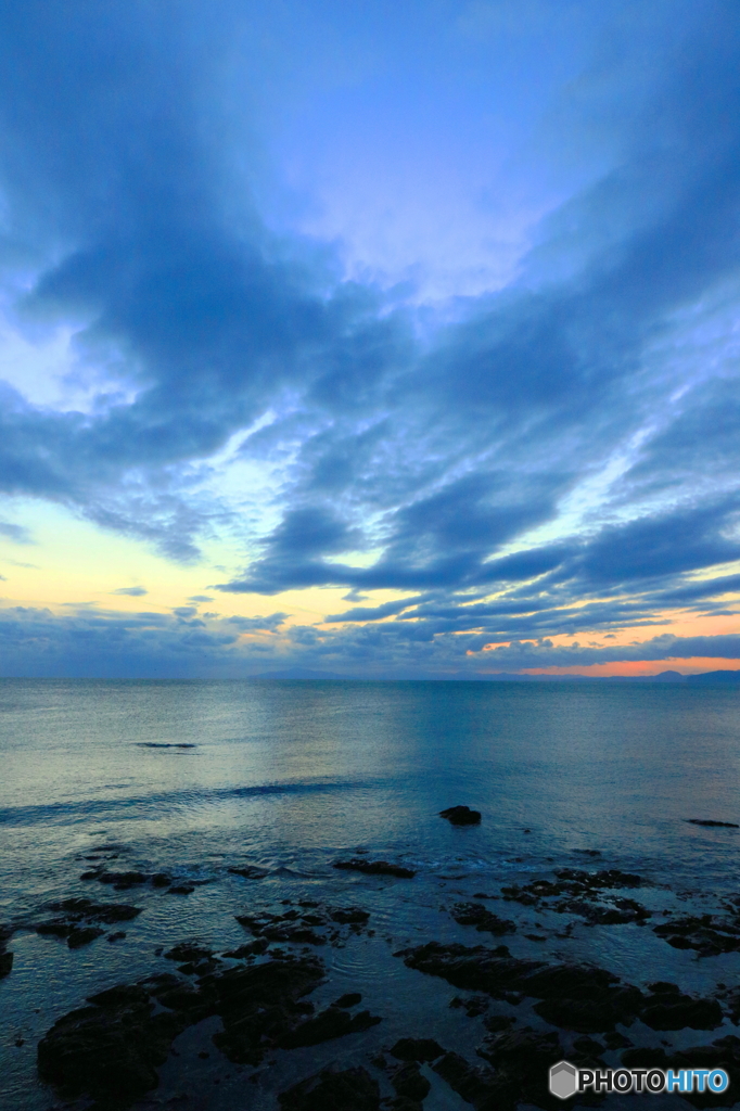 夕刻の海