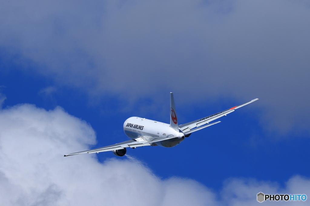 青い空 白い雲と飛行機 By Makorige Id 写真共有サイト Photohito