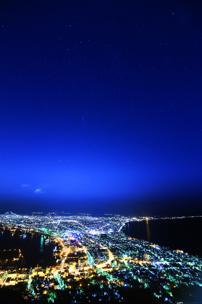 夜景と星空 By Makorige Id 写真共有サイト Photohito