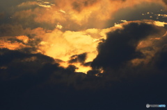 燃える雲