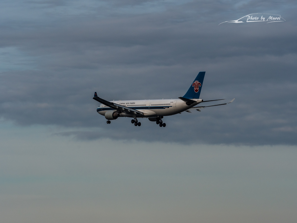20151129-140400-0-E-M5MarkII