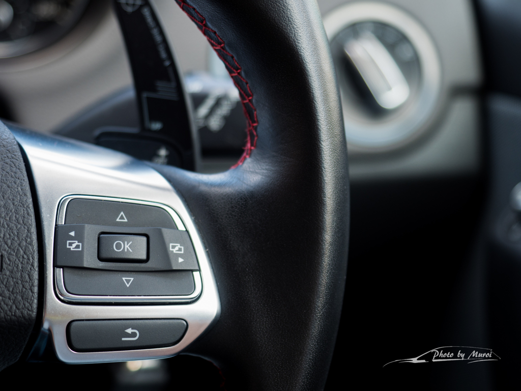 E-M5MarkII-20150919-104702-0