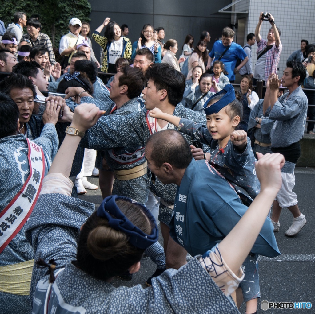 祭りだ、ワッショーイ