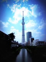 水面と塔