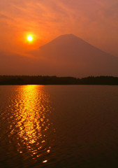 湖面の輝き