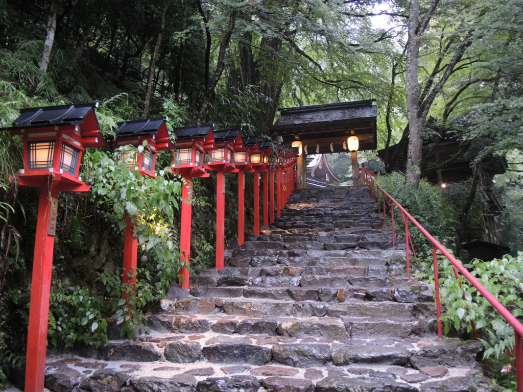 貴船神社