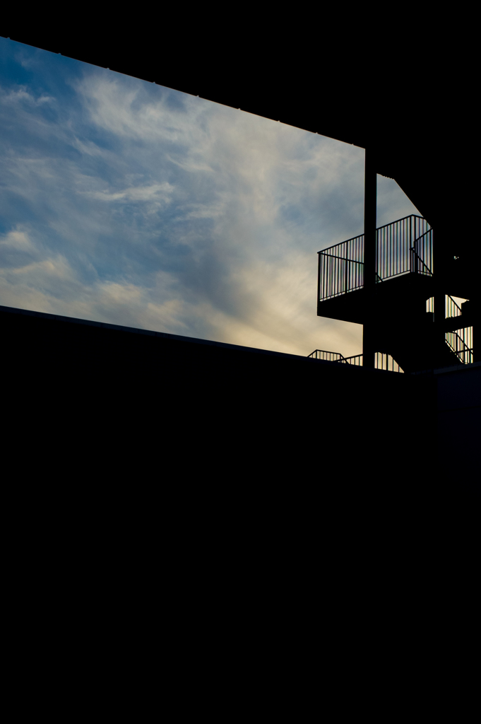 階段とちょっとの空