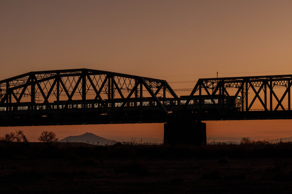 利根川橋梁の朝景