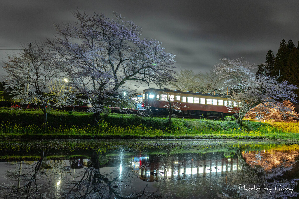 駅舎の灯り