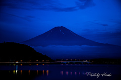 浮かぶ