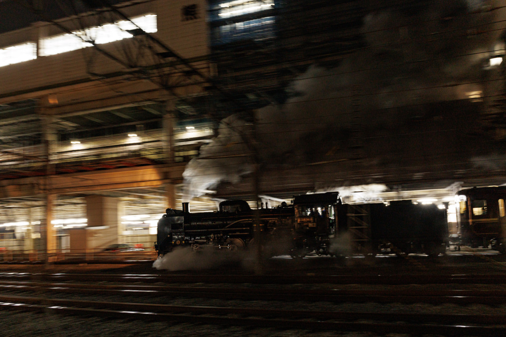 夜汽車 by ハッシー1951 （ID：12294980） 写真共有サイトPHOTOHITO