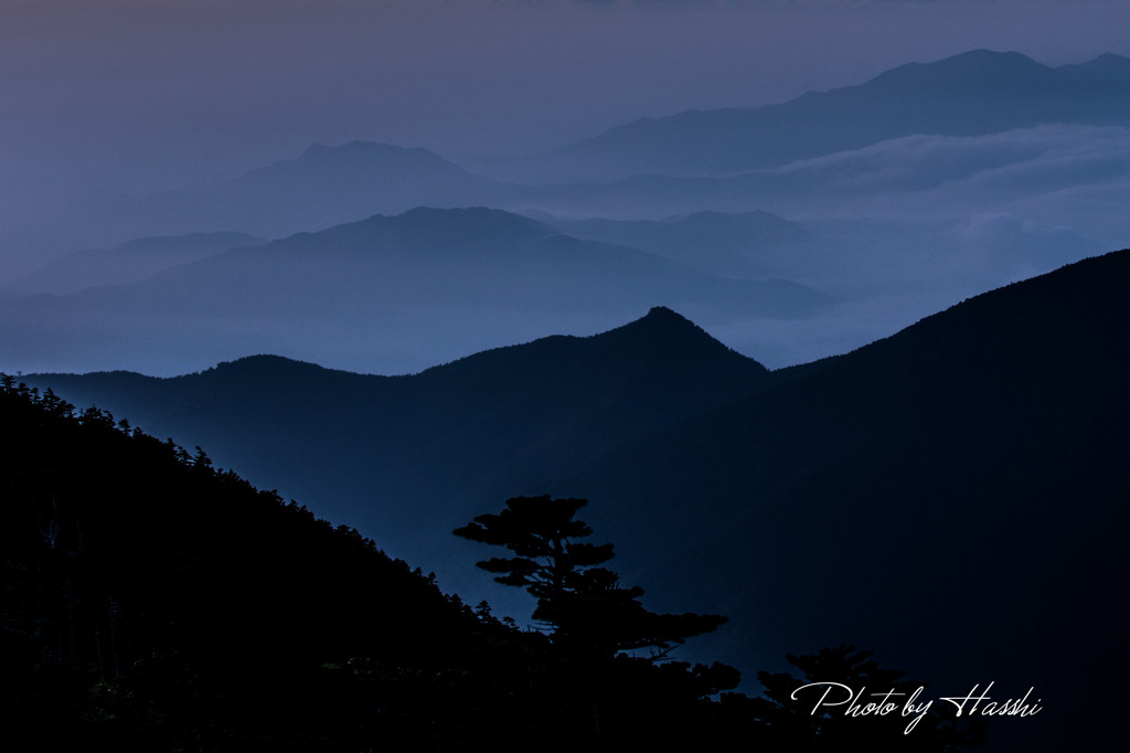山頂からの夜明け