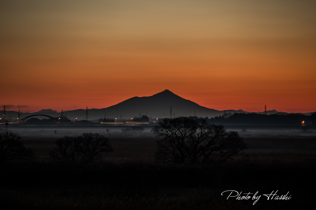 渡良瀬百景7(ズミと筑波山）