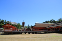 厳島神社。