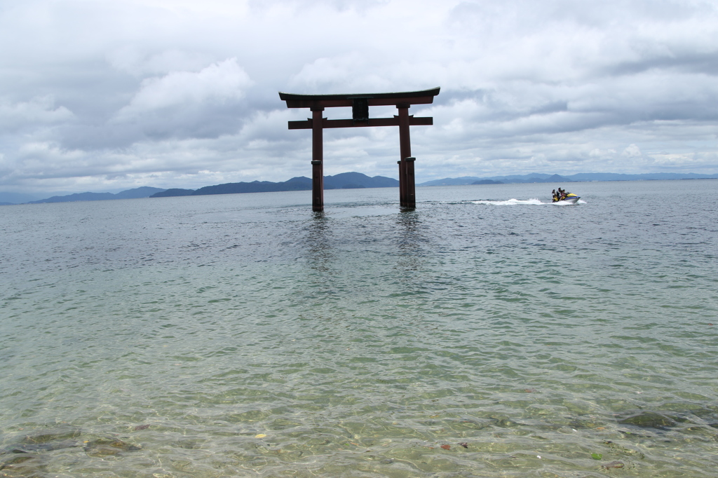 白髭神社。