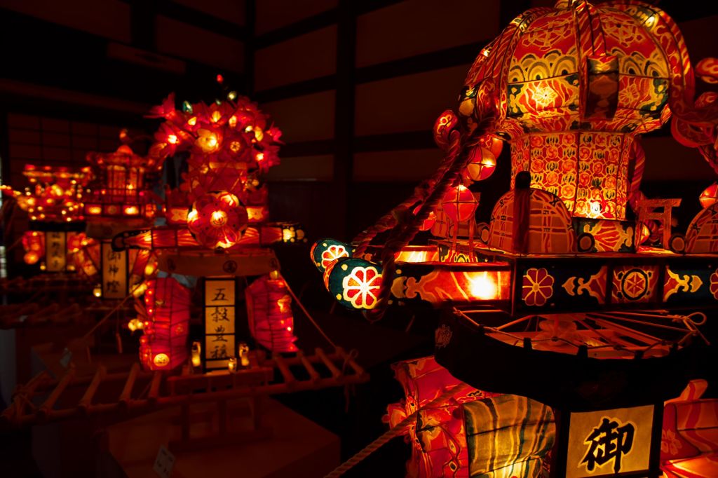 福野神明社春季祭礼2016：ミニ行燈たちa