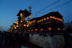 城端曳山祭2015：夜の曳き出し前