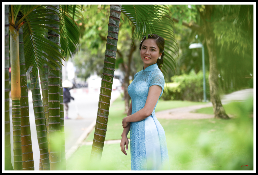 青色のアオザイー