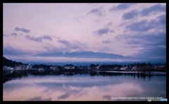 河口湖はまだ夢の中