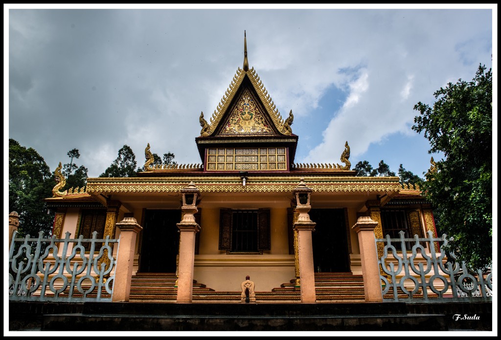 丸でカンボジアにいるような気分