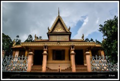 丸でカンボジアにいるような気分