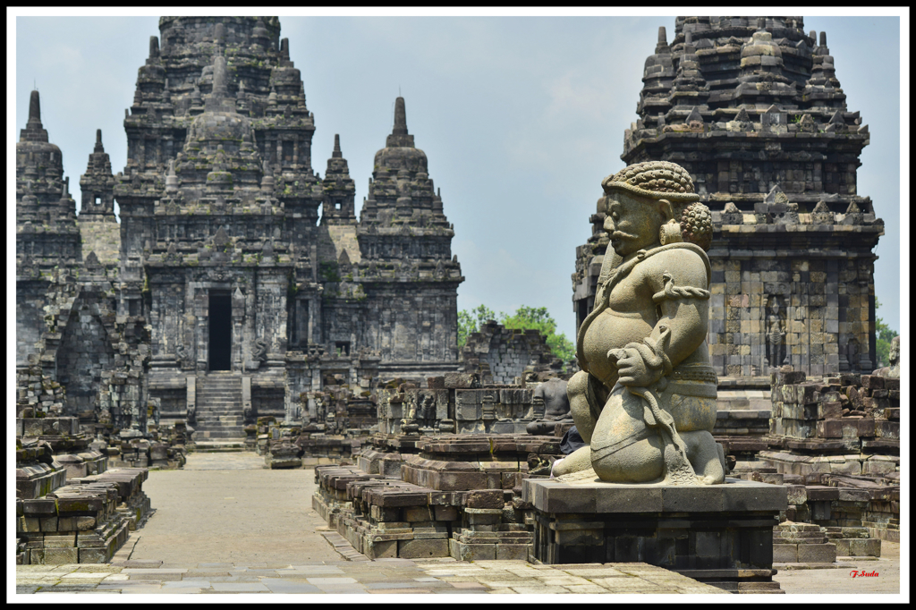 寺院のがーディアン