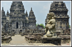 寺院のがーディアン