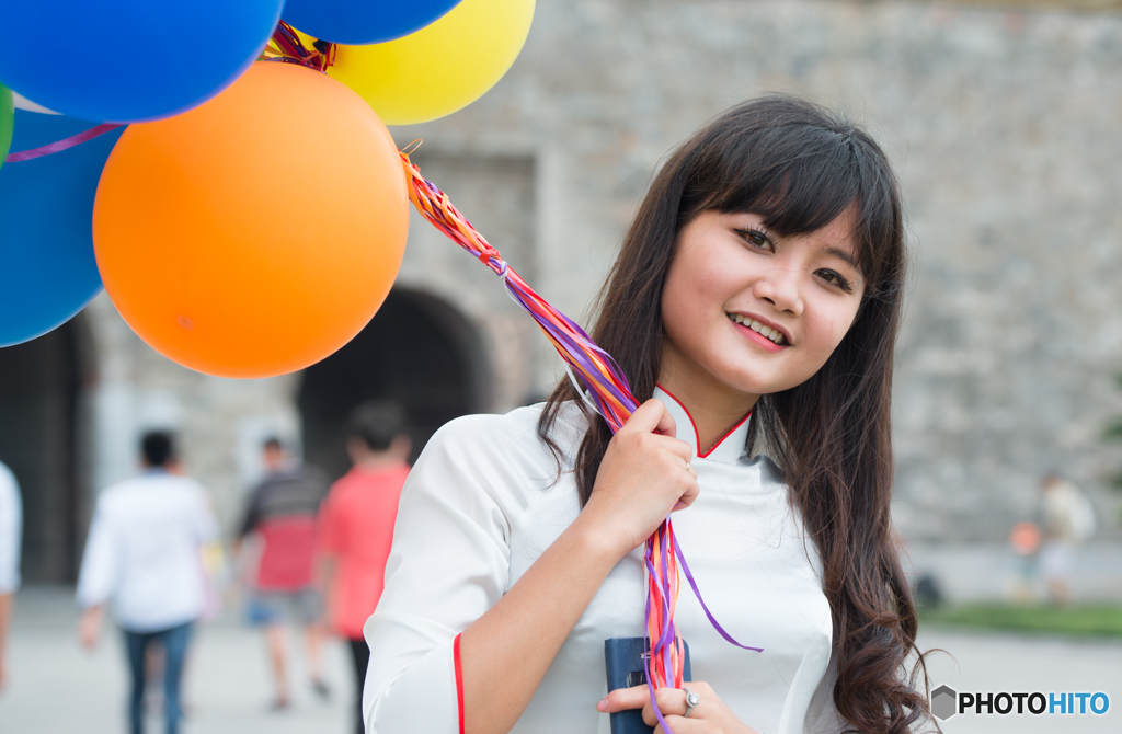 白いアオザイ３