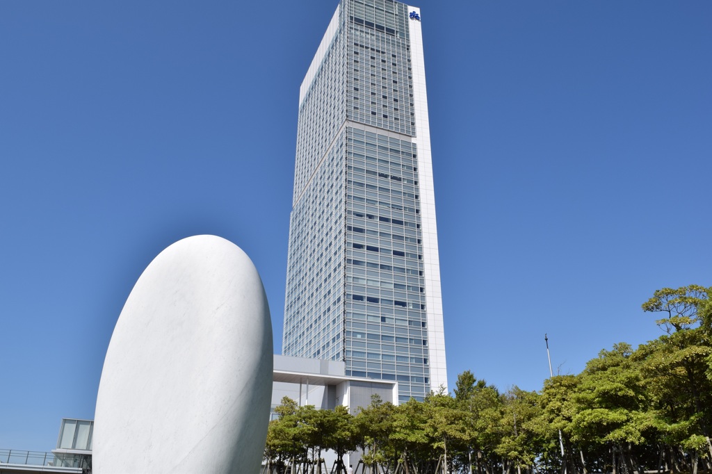 信濃川河畔　オブジェ２