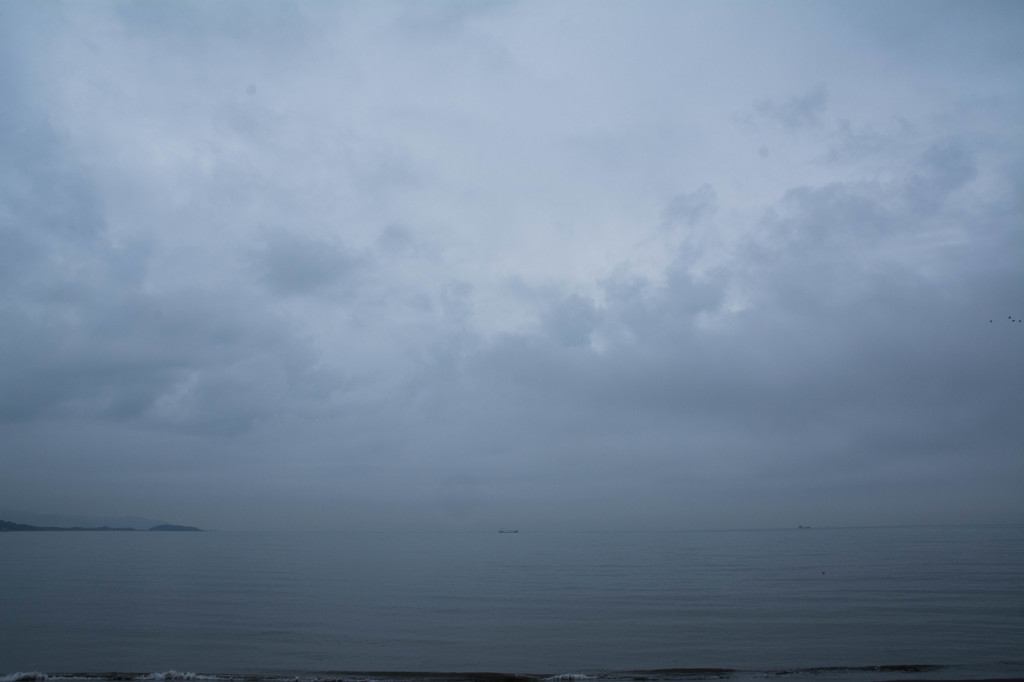 館山湾　曇り
