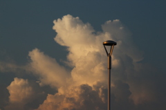 夕暮れと入道雲。