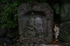 姉妹。
