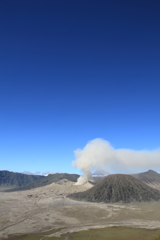 ブロモ山3