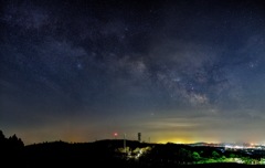 加護坊山からの夜景と天の川