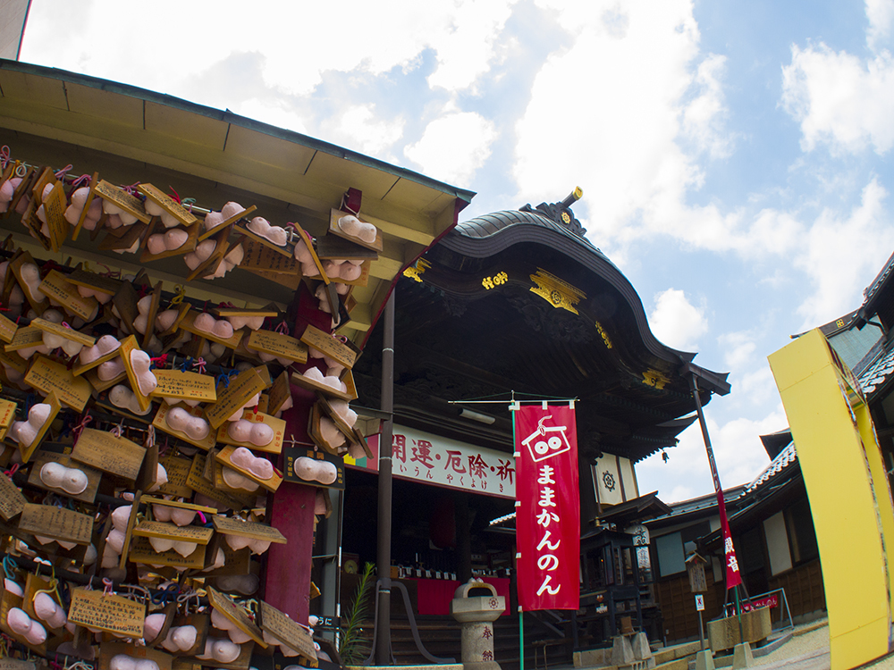 おっぱい寺「間々観音」