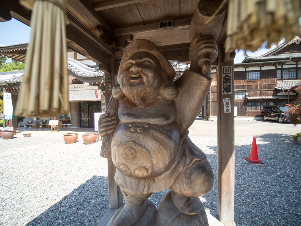 ダイコク