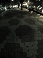 都庁前 篭目紋の通路