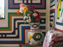 ンデベレの家の花瓶