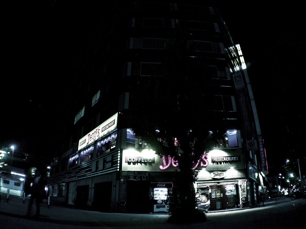KANAYAMA.sta 前　Denny's