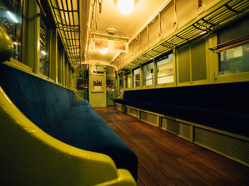 瀬戸電車両モ754号 内装