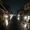 白壁の街 夜