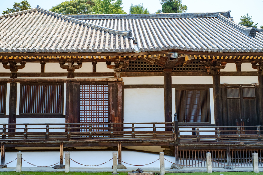 東大寺法華堂（奈良）