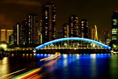 夜の都