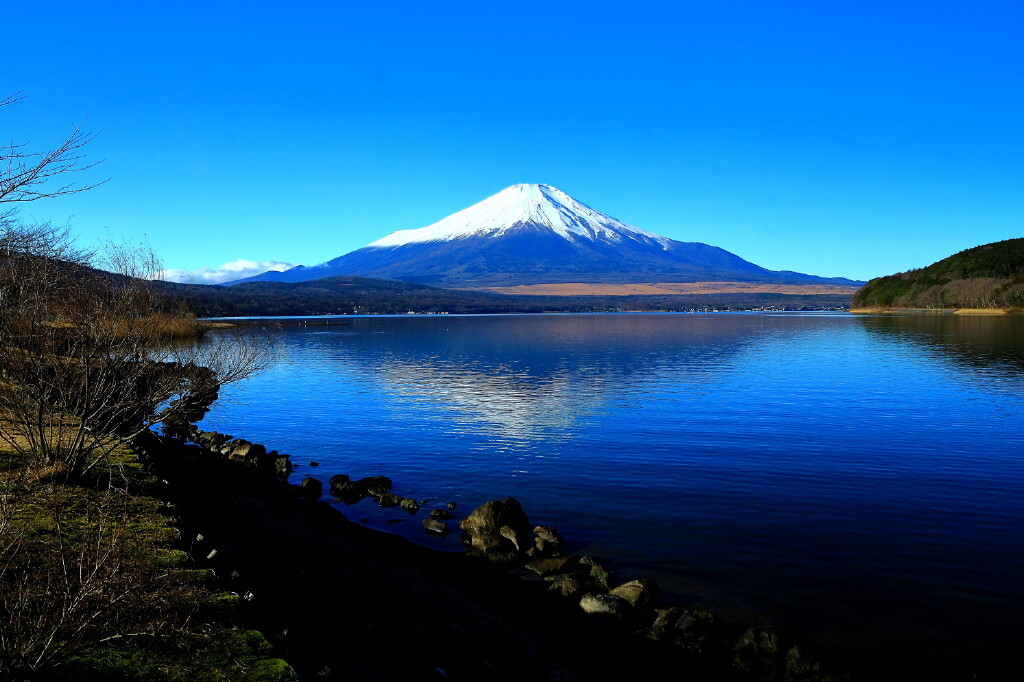 湖愁