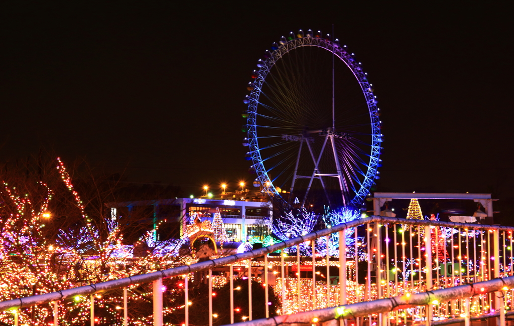 光の観覧車
