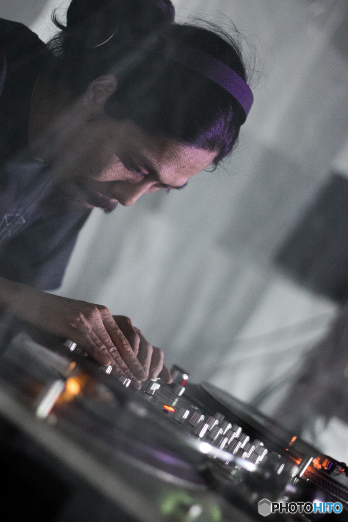 DJ