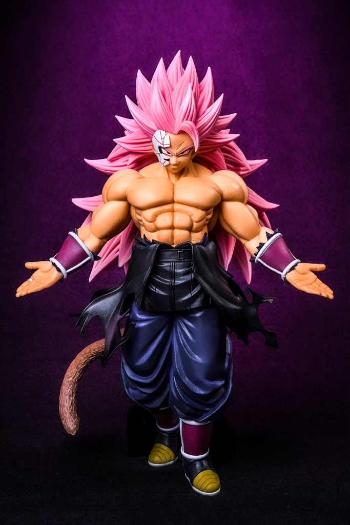 紅き仮面のサイヤ人