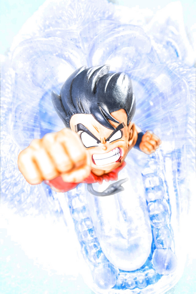 オラのすべてをこの拳にかける！つらぬけーー！！！