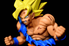 ジャンプ50周年 アニバーサリーフィギュア孫悟空　２