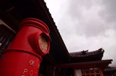 解るかい？郵便ポストの凛々しさが